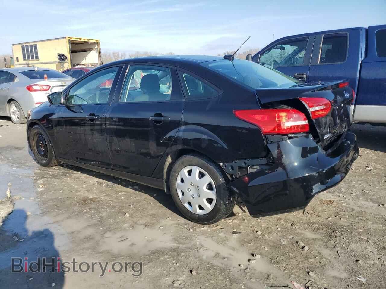 2017 FORD FOCUS - VIN: 1FADP3E23HL334466 - Фото 2