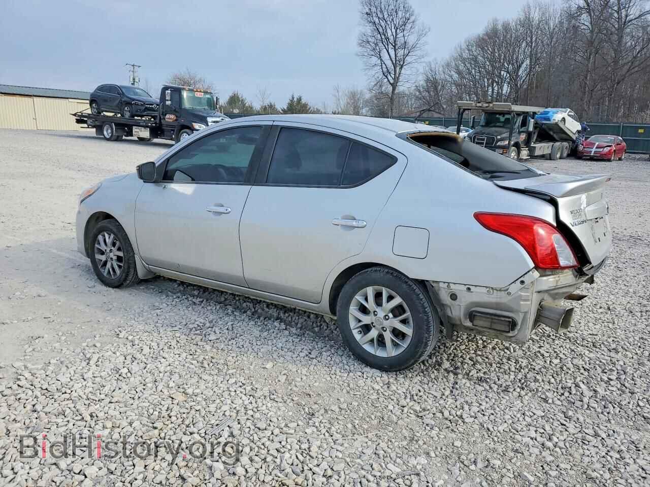 2017 NISSAN VERSA - VIN: 3N1CN7AP1HL821967 - Фото 2