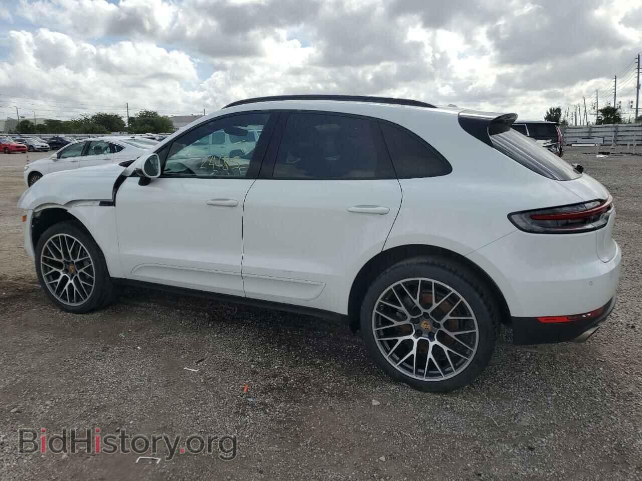 2020 PORSCHE MACAN - VIN: WP1AB2A54LLB31471 - Photo 2