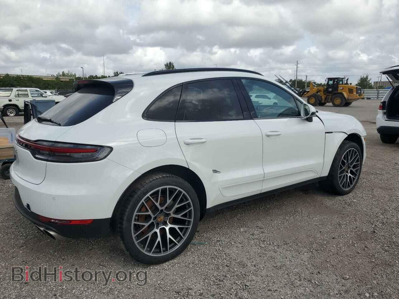 2020 PORSCHE MACAN - VIN: WP1AB2A54LLB31471 - Photo 3