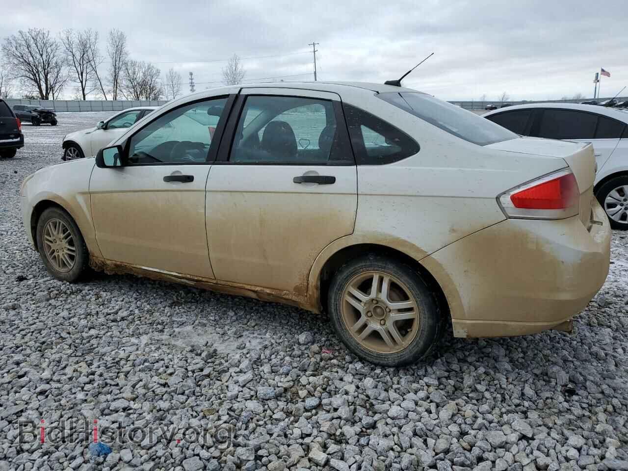 2009 FORD FOCUS - VIN: 1FAHP35N09W155751 - Фото 2
