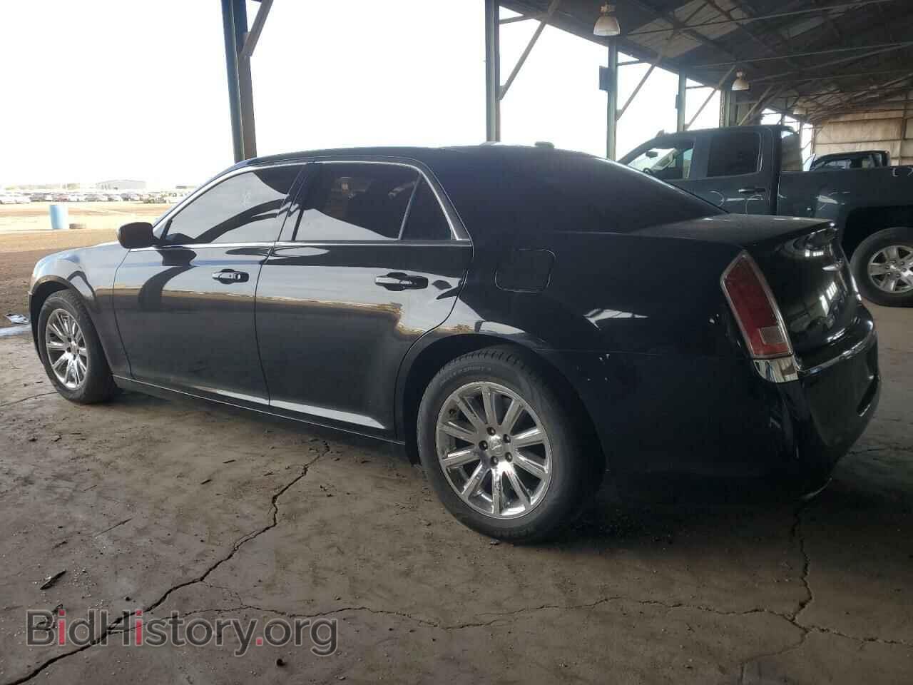 2014 CHRYSLER 300 - VIN: 2C3CCAAG7EH275975 - Фото 2