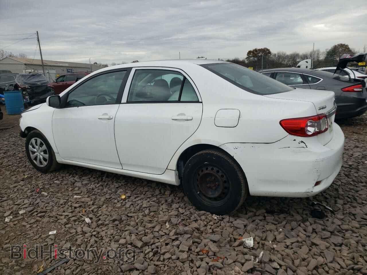 2011 TOYOTA COROLLA - VIN: 2T1BU4EE2BC678735 - Фото 2