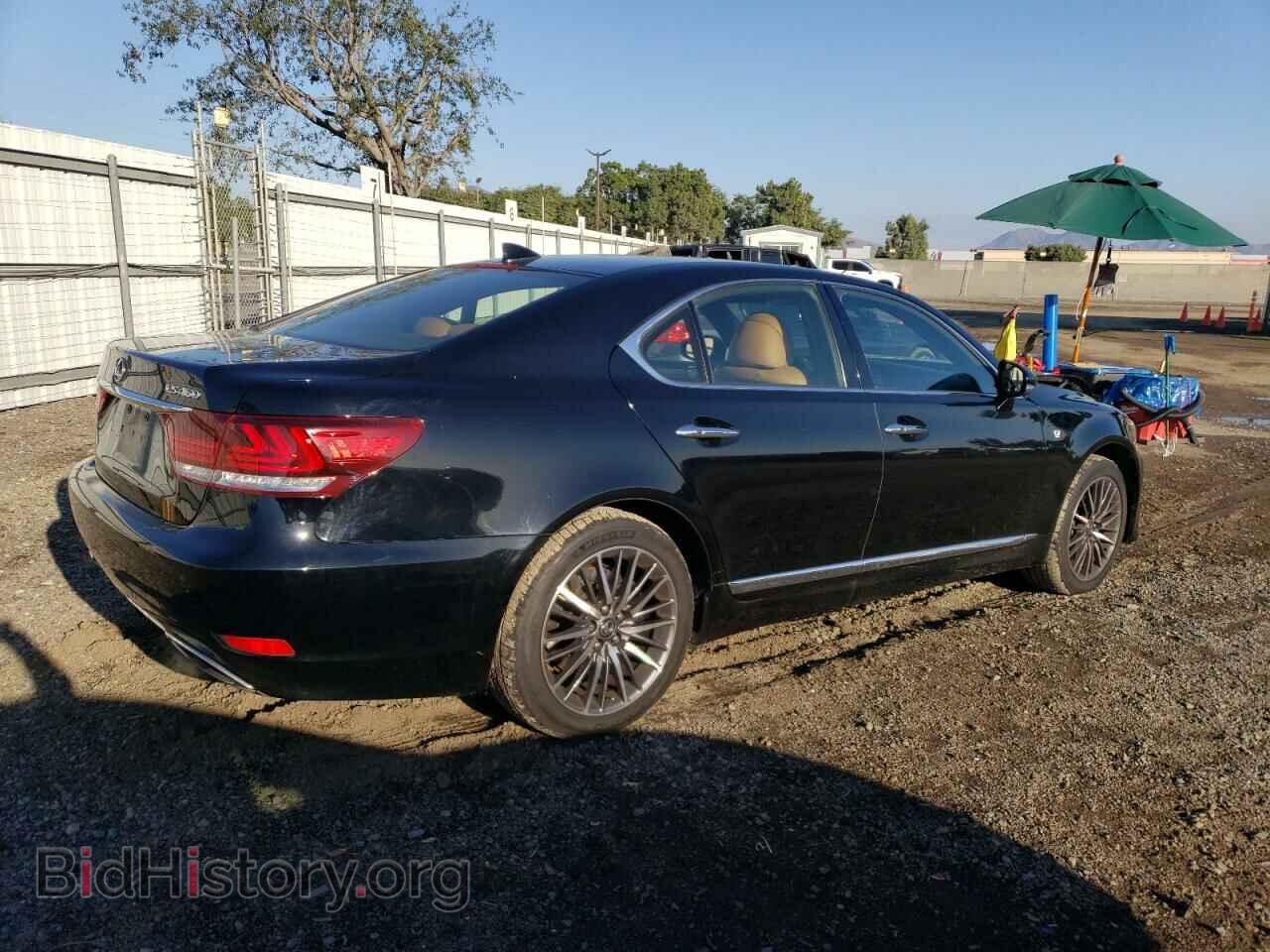 2014 LEXUS LS460 - VIN: JTHBL5EF7E5128285 - Photo 3