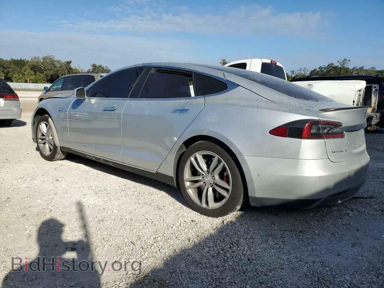 2014 TESLA MODEL S - VIN: 5YJSA1H29EFP63614 - Фото 2
