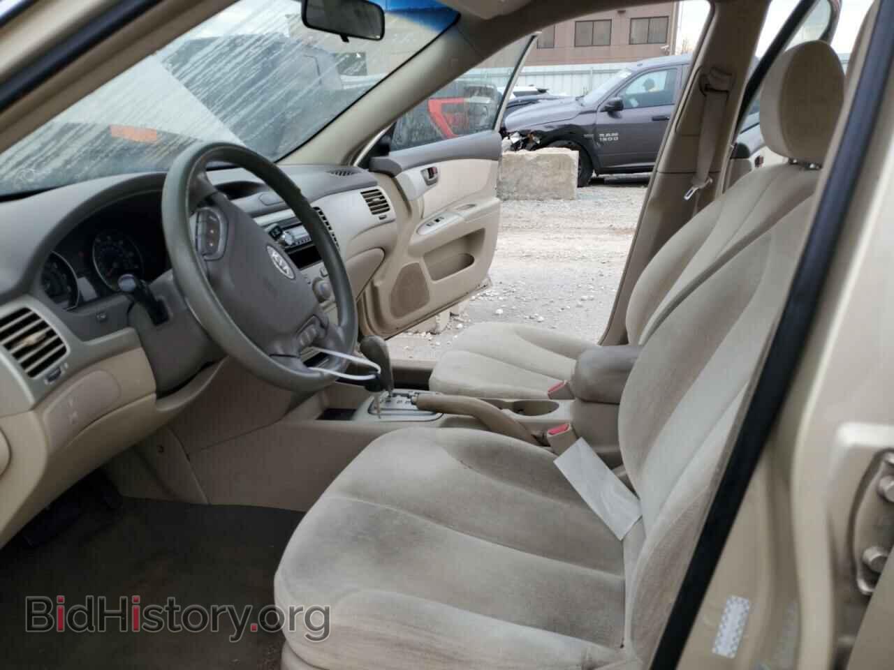 2008 KIA OPTIMA - VIN: KNAGE123985169815 - Фото 7