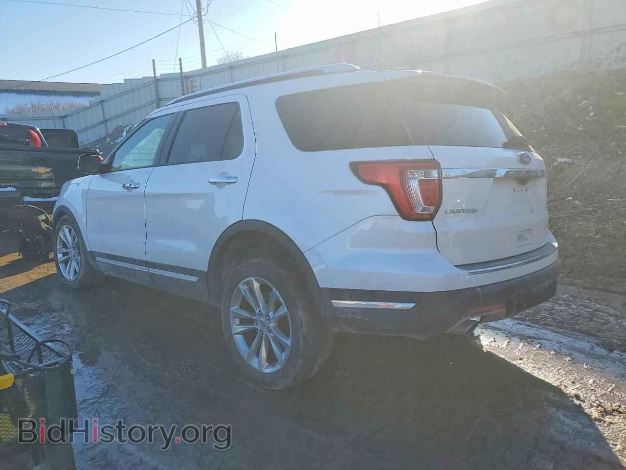 2018 FORD EXPLORER - VIN: 1FM5K8F8XJGB16919 - Photo 2