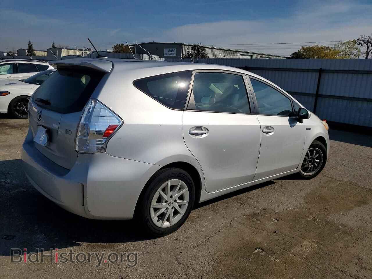 2014 TOYOTA PRIUS V - VIN: JTDZN3EU4E3320885 - Photo 3