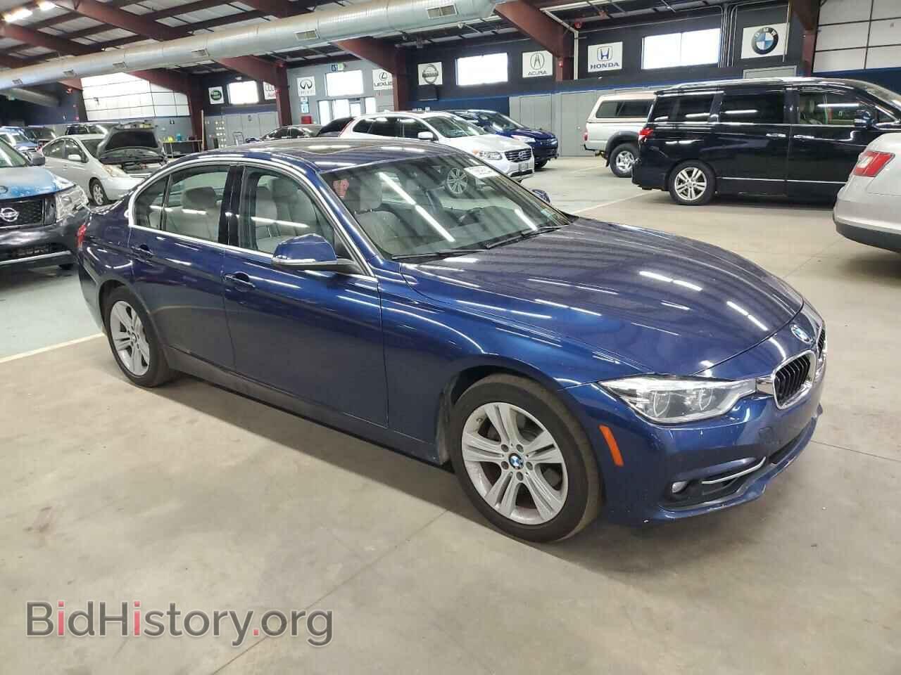 2017 BMW 3 SERIES - VIN: WBA8D9G3XHNU61696 - Фото 4