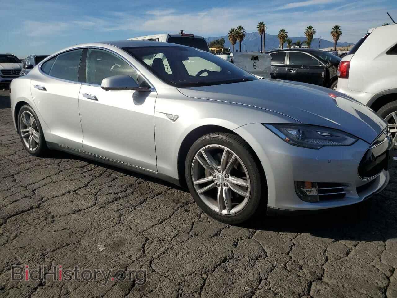 2014 TESLA MODEL S - VIN: 5YJSA1H14EFP33637 - Photo 4