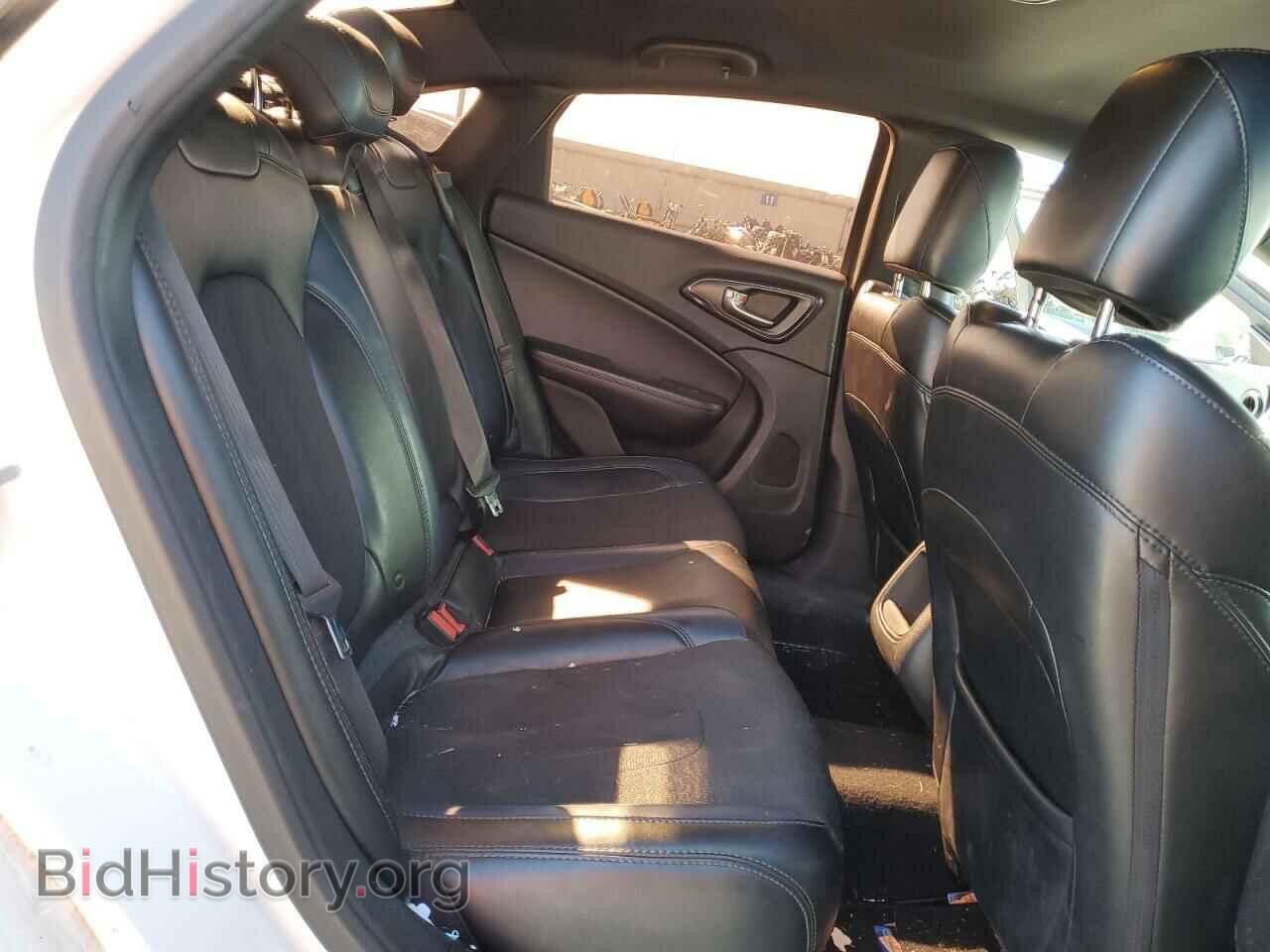 2015 CHRYSLER 200 - VIN: 1C3CCCBB8FN744157 - Photo 10
