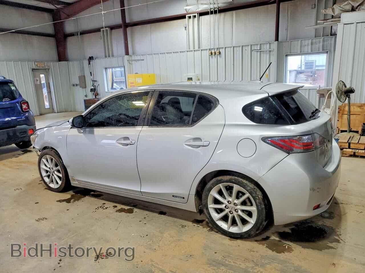 2011 LEXUS CT 200 - VIN: JTHKD5BH3B2020858 - Фото 2
