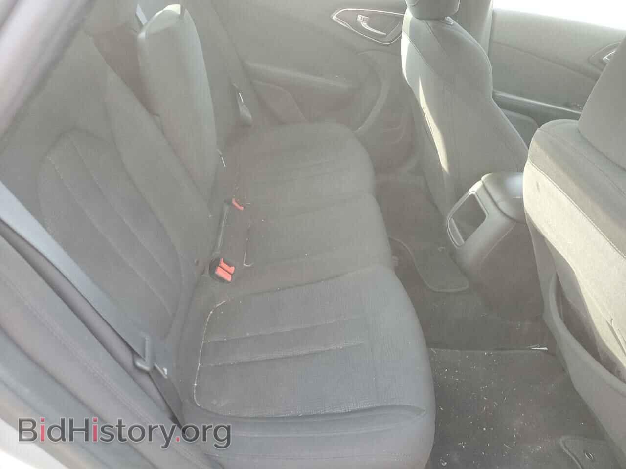 2017 CHRYSLER 200 - VIN: 1C3CCCFBXHN512494 - Фото 10