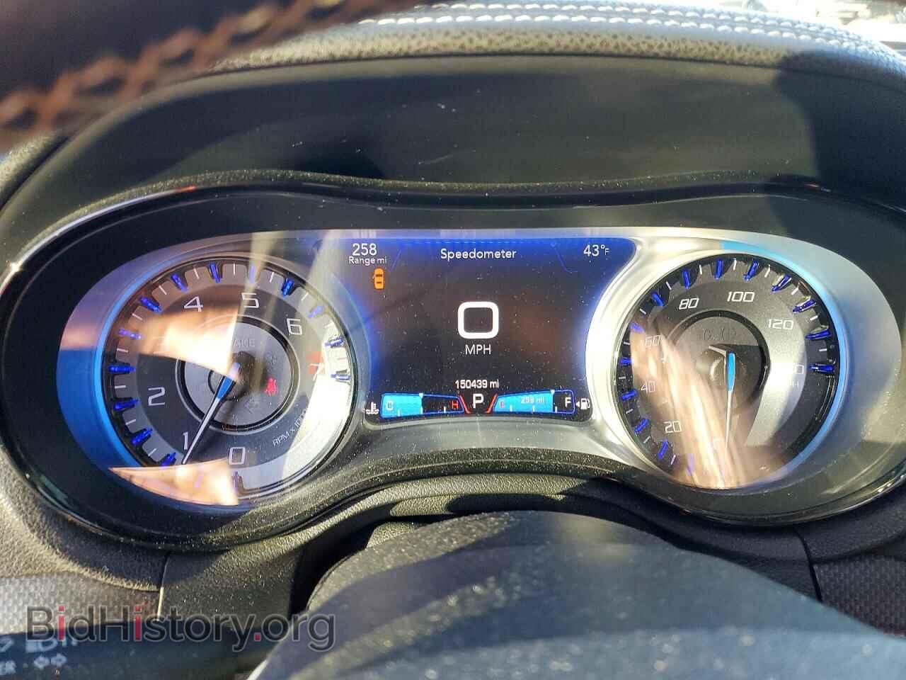 2015 CHRYSLER 300 - VIN: 2C3CCABG1FH921883 - Фото 9