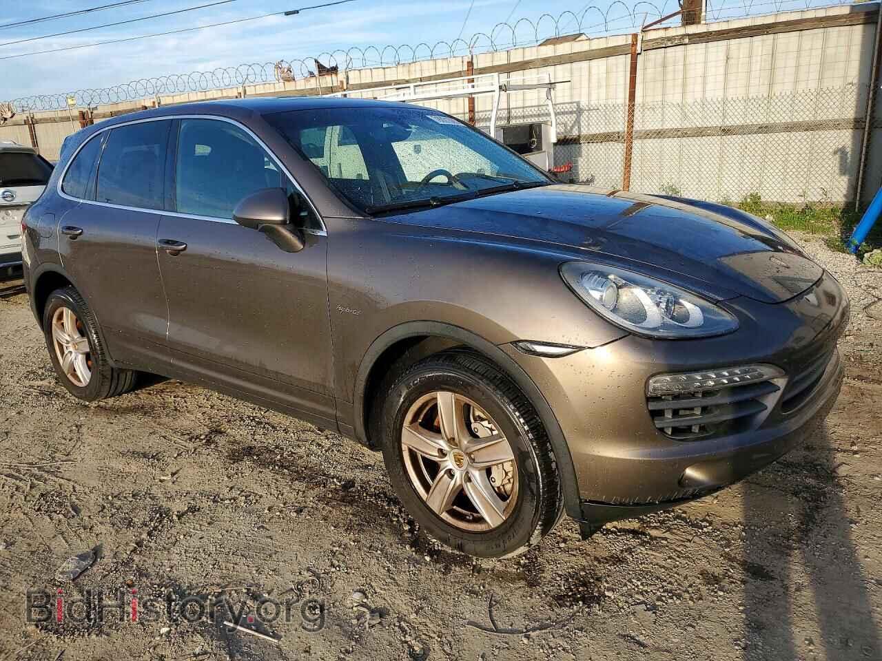 2011 PORSCHE CAYENNE - VIN: WP1AE2A20BLA91675 - Photo 4