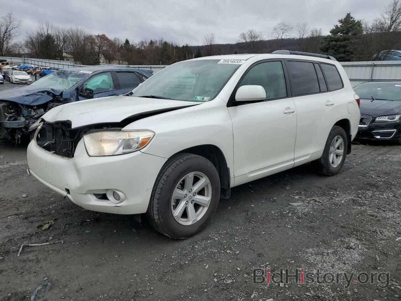 Photo 5TDJK3EH1AS034493 - TOYOTA HIGHLANDER 2010