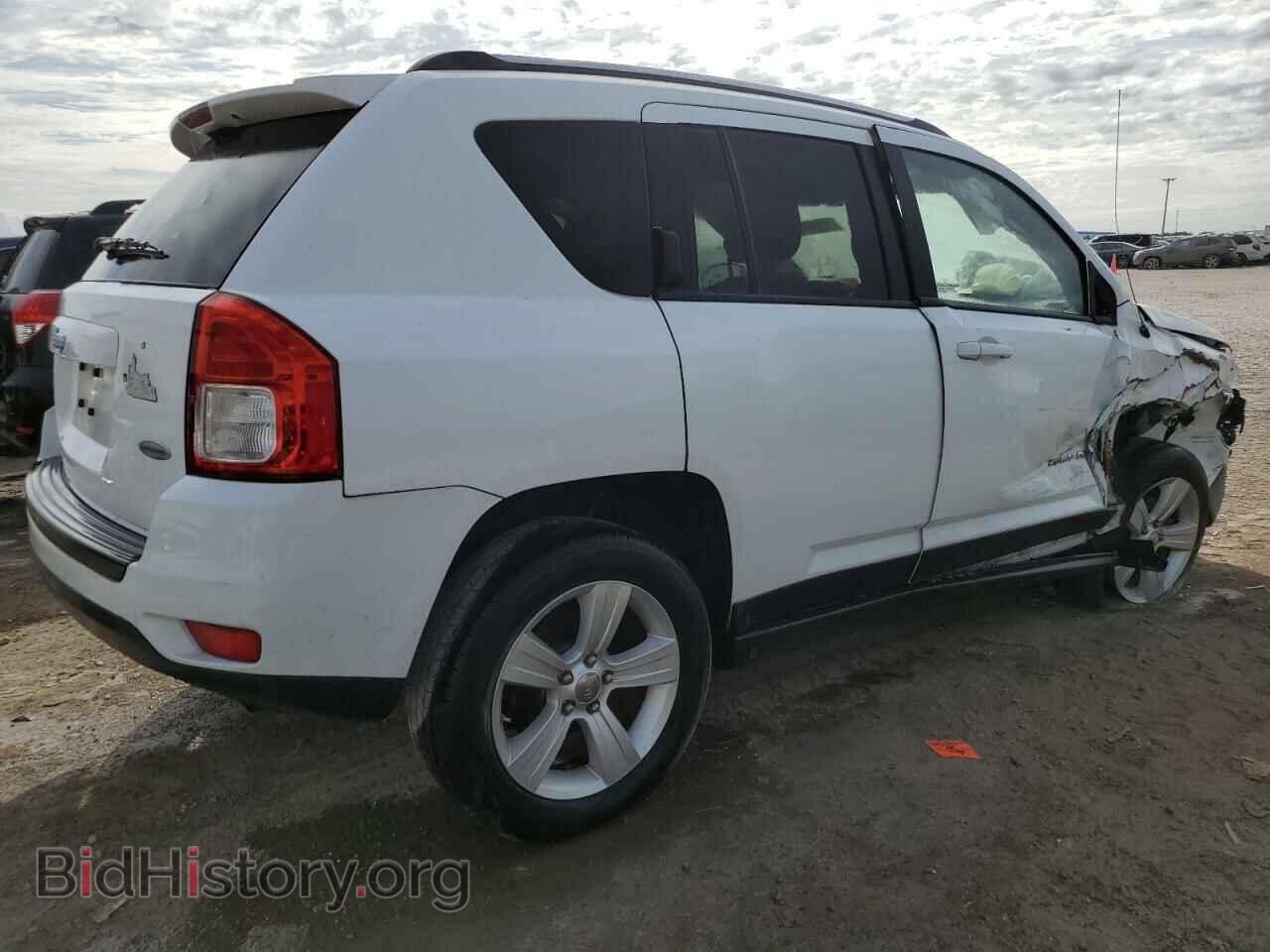 2012 JEEP COMPASS - VIN: 1C4NJDEB1CD588640 - Photo 3