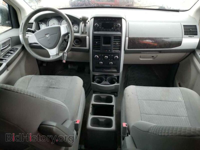 2010 Dodge CARAVAN (VIN 2D4RN5D1XAR433831) — фото 8 из 13