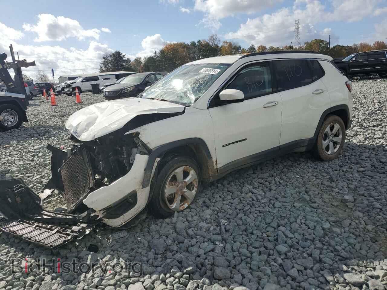 Photo 3C4NJDBB2HT693354 - JEEP COMPASS 2017