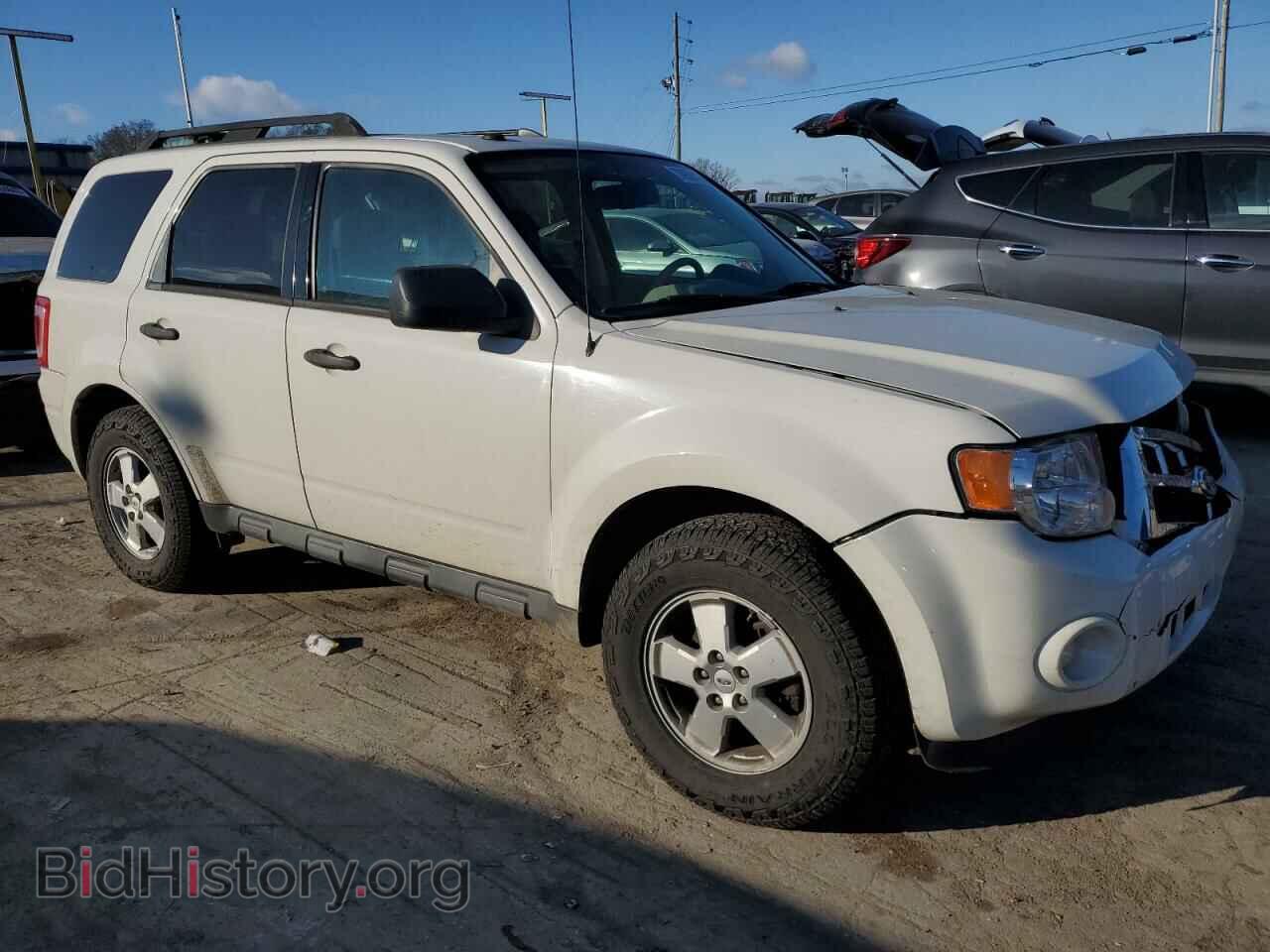 2011 FORD ESCAPE - VIN: 1FMCU9DG2BKB21869 - Фото 4