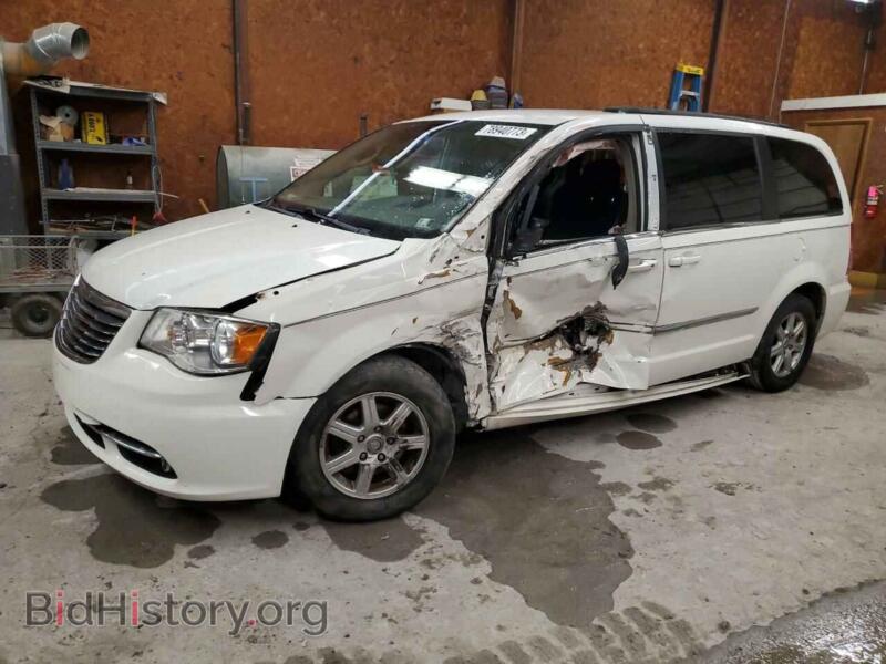 2011 Chrysler MINIVAN Town & COU (VIN 2A4RR5DG3BR723569) — фото 1 из 13, Copart, повреждение: бок
