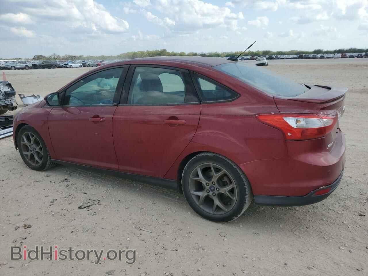2014 FORD FOCUS - VIN: 1FADP3F2XEL183703 - Фото 2