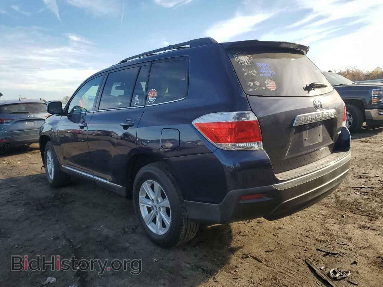 2011 TOYOTA HIGHLANDER - VIN: 5TDBK3EH8BS052320 - Фото 2