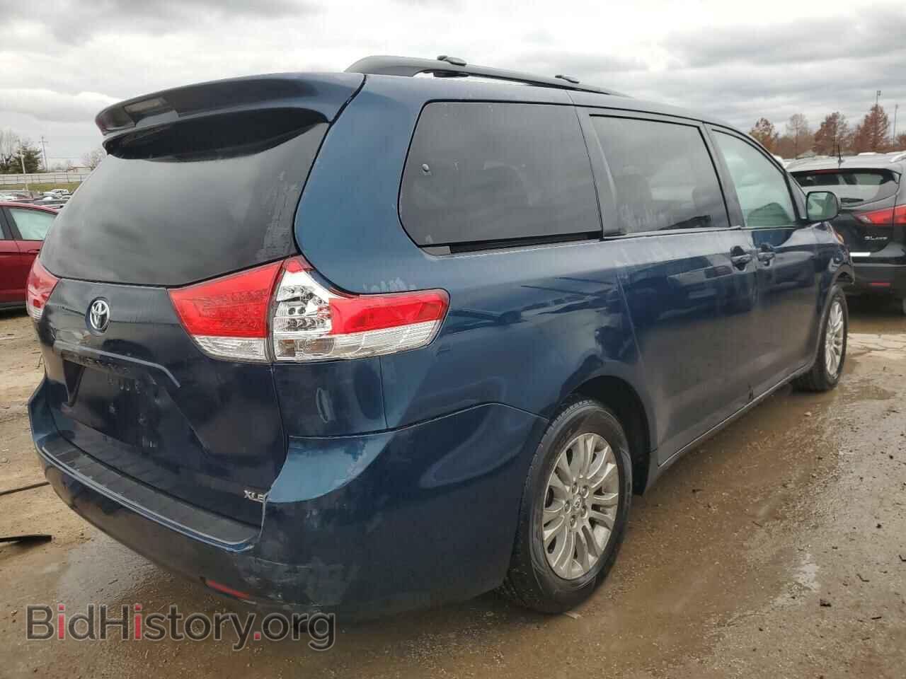 2011 TOYOTA All Models - VIN: 5TDYK3DC2BS022469 - Фото 3