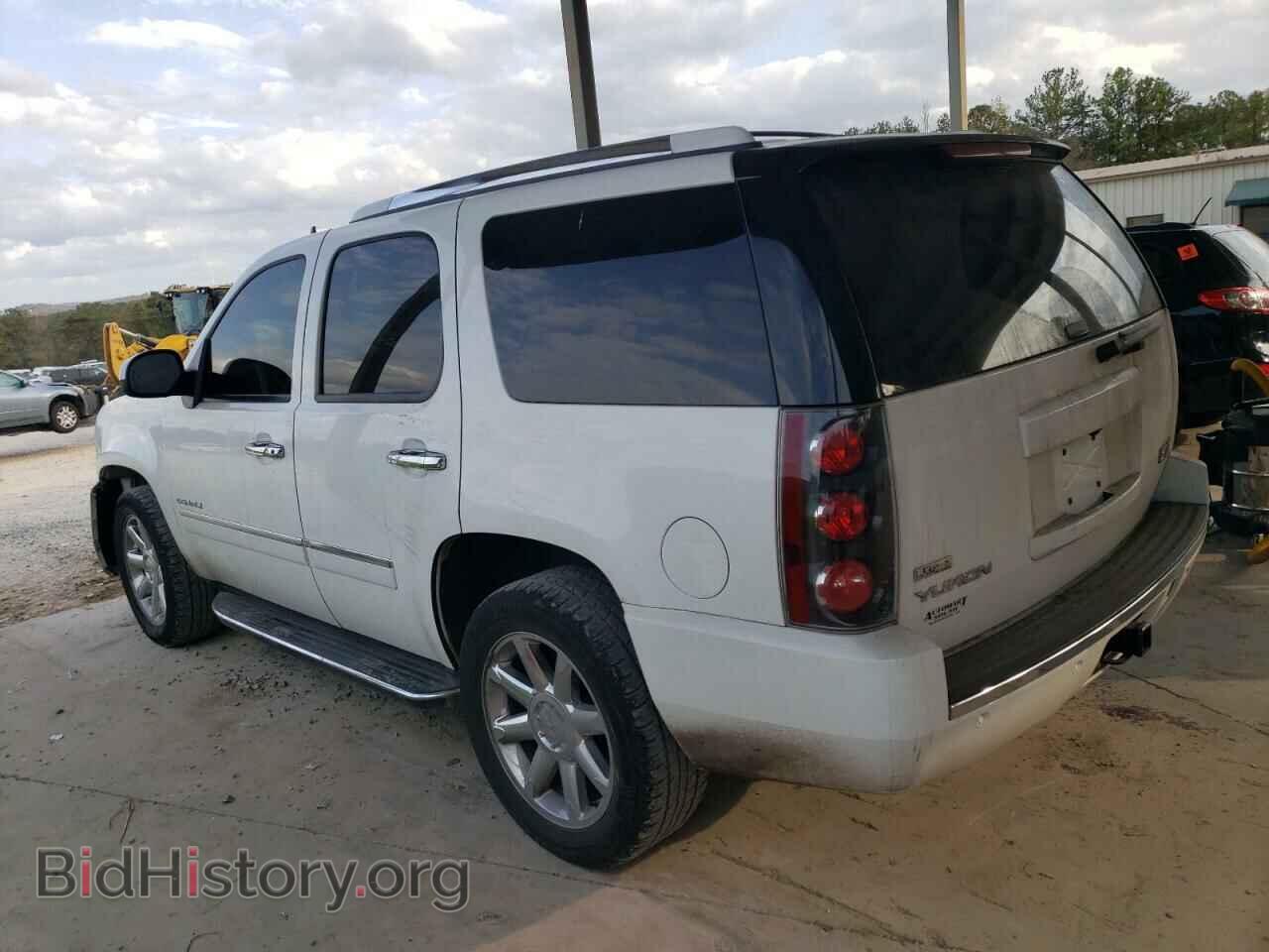 2010 GMC YUKON - VIN: 1GKUKEEF5AR146305 - Фото 2