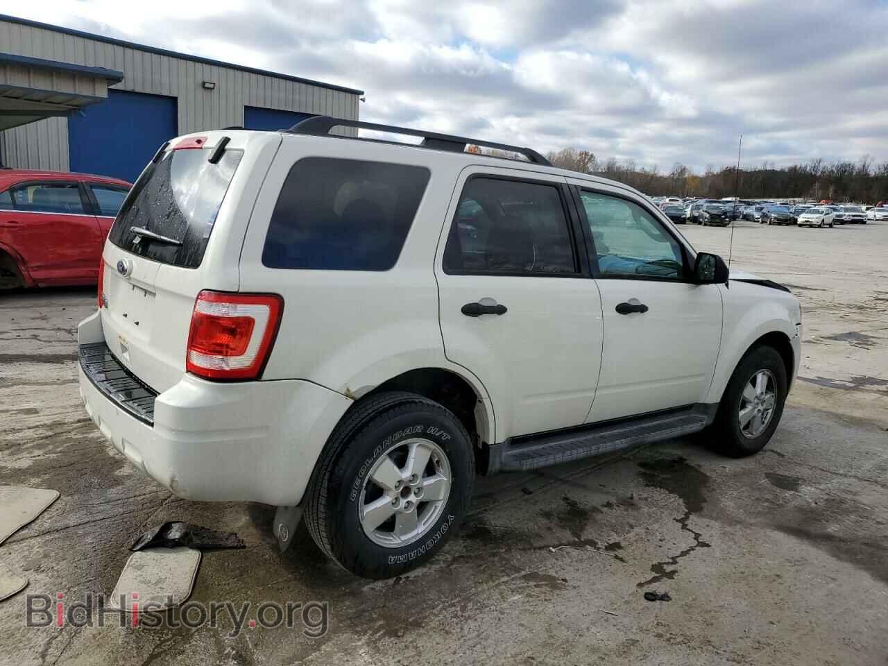 2010 FORD ESCAPE - VIN: 1FMCU9D76AKB07116 - Фото 3