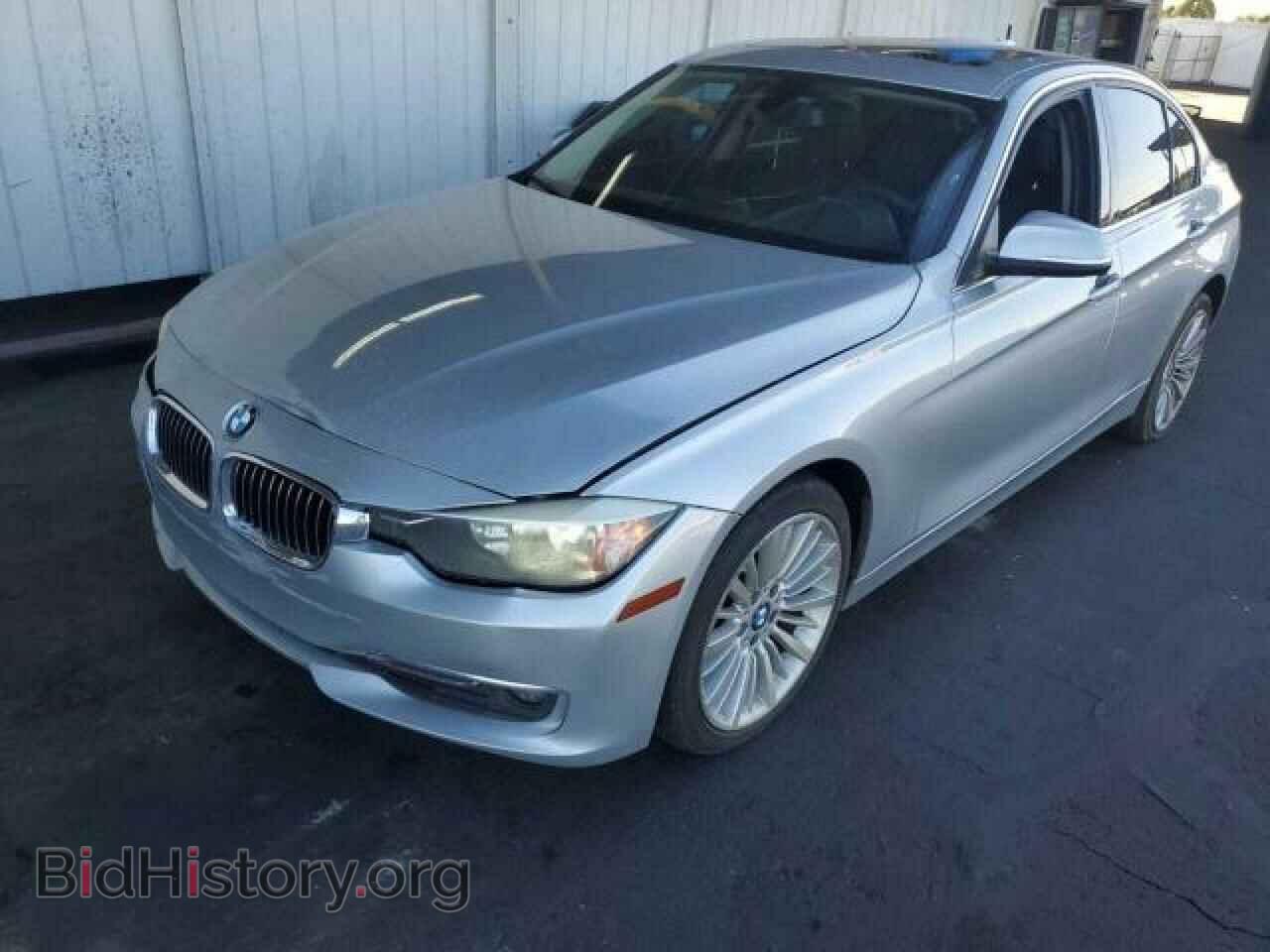 2013 BMW 3 SERIES - VIN: WBA3A5G5XDNP19092 - Фото 2
