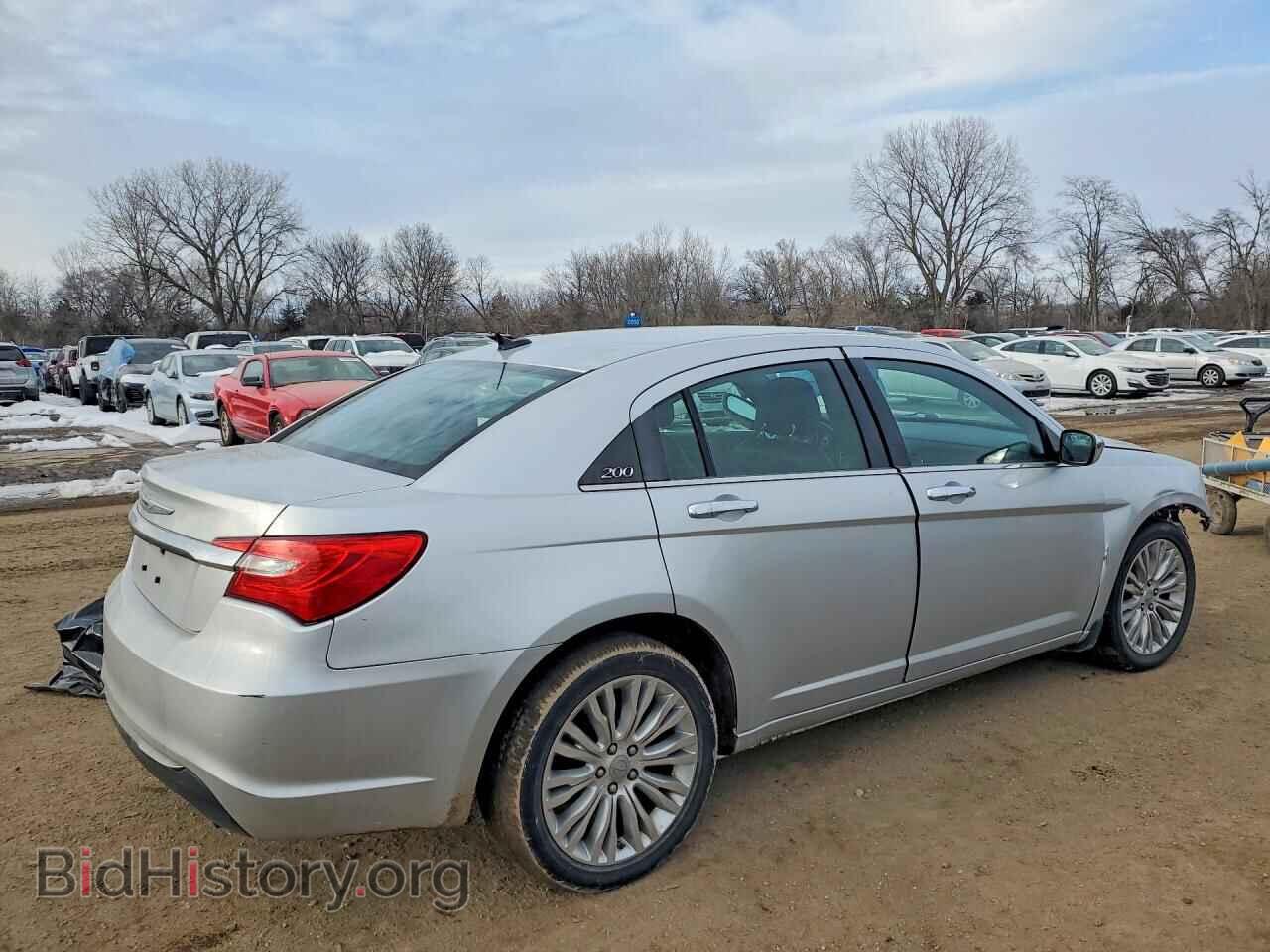 2012 CHRYSLER 200 - VIN: 1C3CCBCB1CN176211 - Фото 3