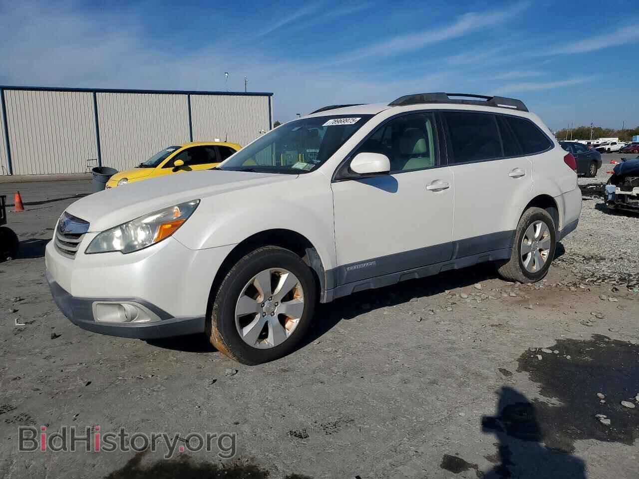 Photo 4S4BRBCC8B3426872 - SUBARU OUTBACK 2011