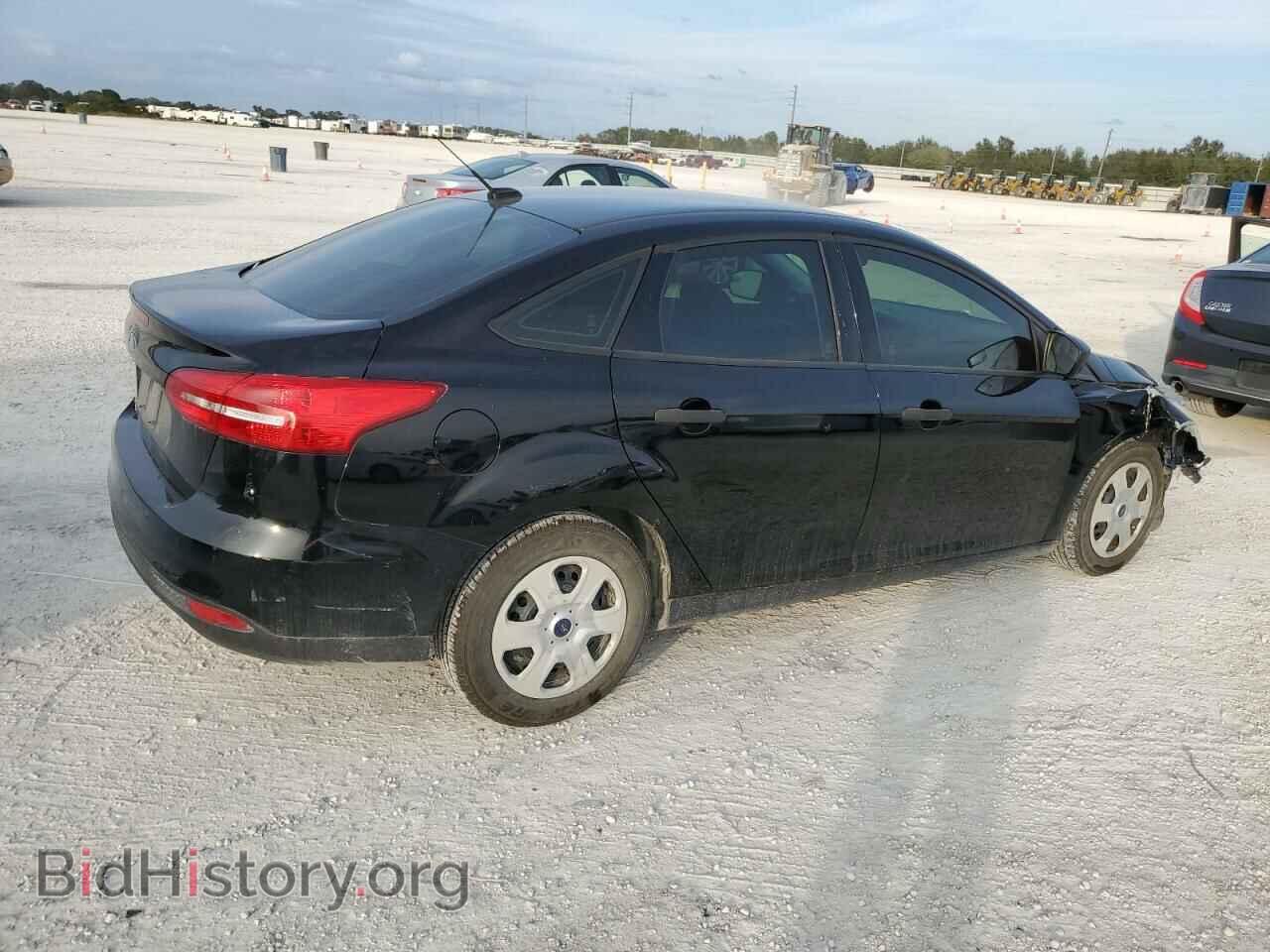 2017 FORD FOCUS - VIN: 1FADP3E2XHL338322 - Photo 3