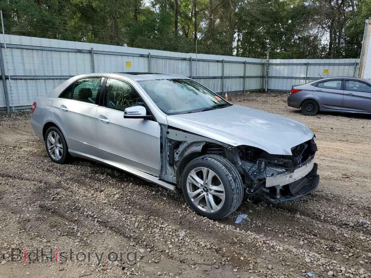 2011 MERCEDES-BENZ E-CLASS - VIN: WDDHF5GB2BA400652 - Фото 4