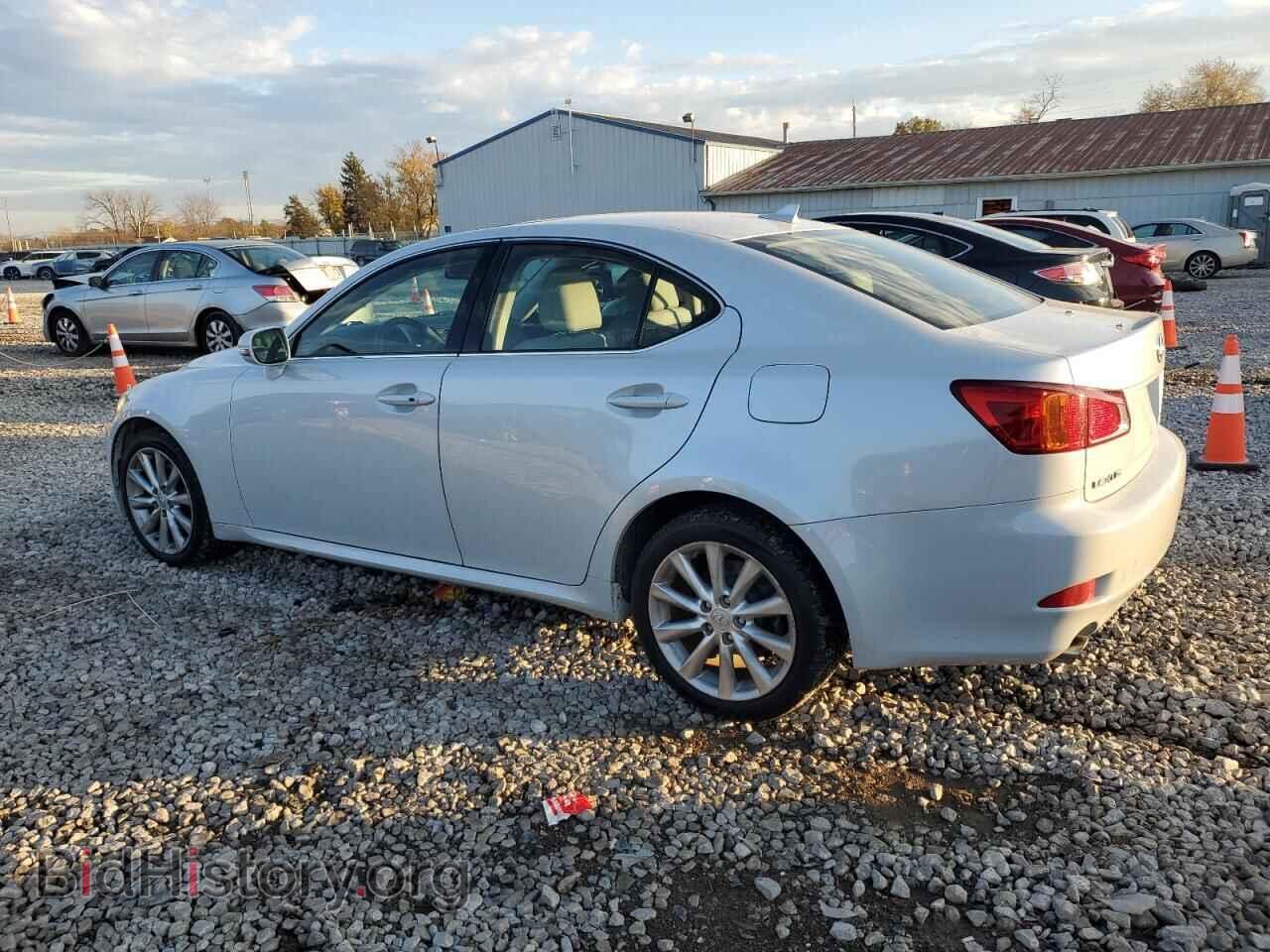 2009 LEXUS IS - VIN: JTHCK262495035277 - Photo 2