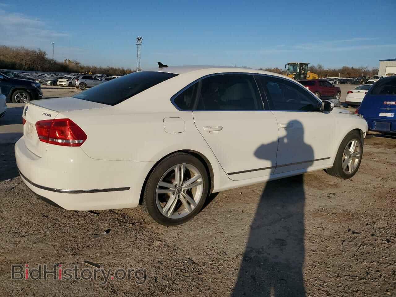 2015 VOLKSWAGEN PASSAT - VIN: 1VWCV7A38FC041948 - Фото 3