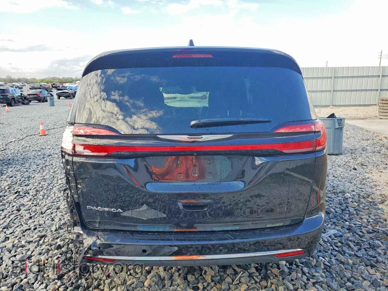 2025 CHRYSLER PACIFICA - VIN: 2C4RC1BG2SR598003 - Photo 6