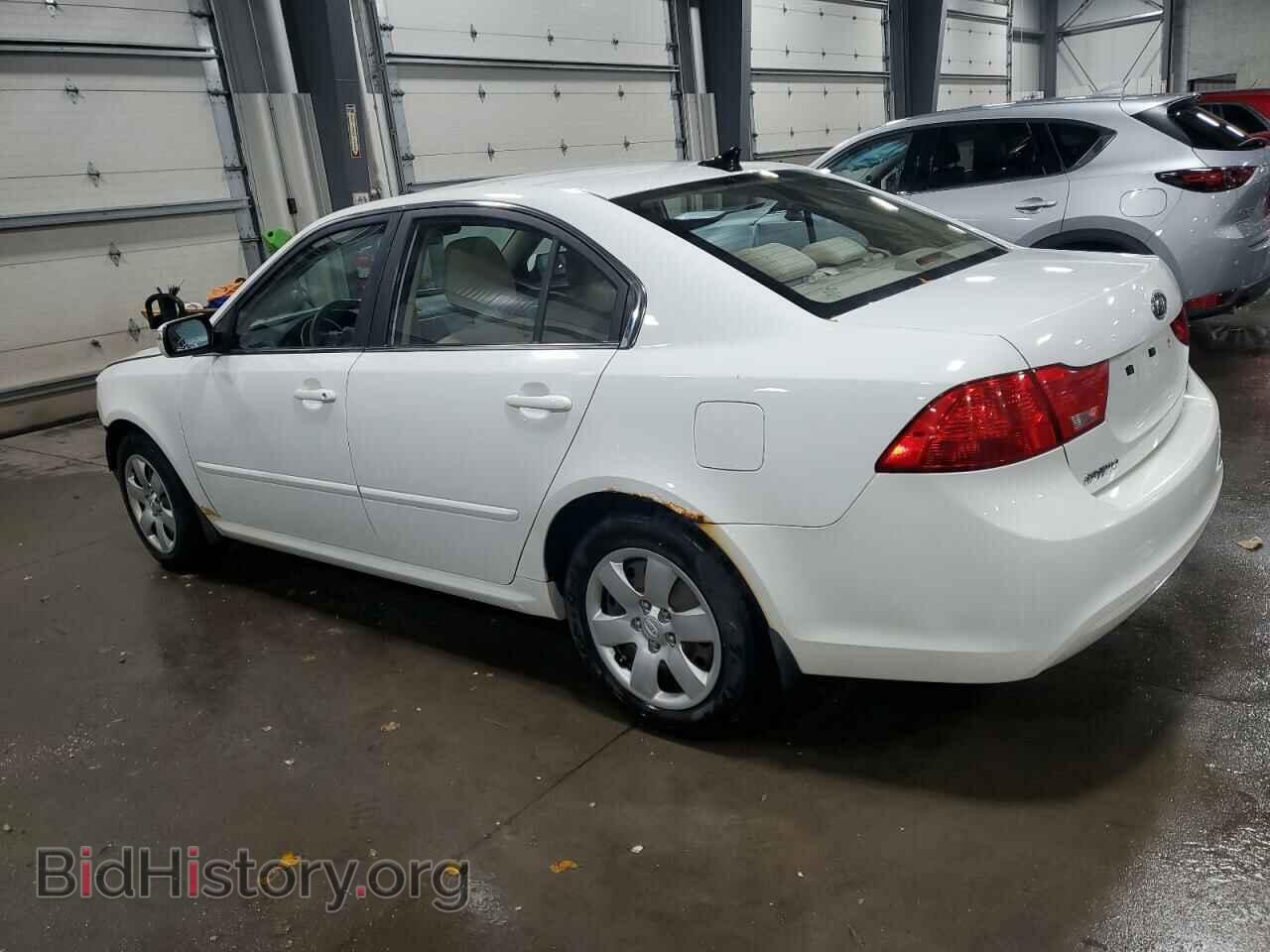 2009 KIA OPTIMA - VIN: KNAGE228695359364 - Фото 2