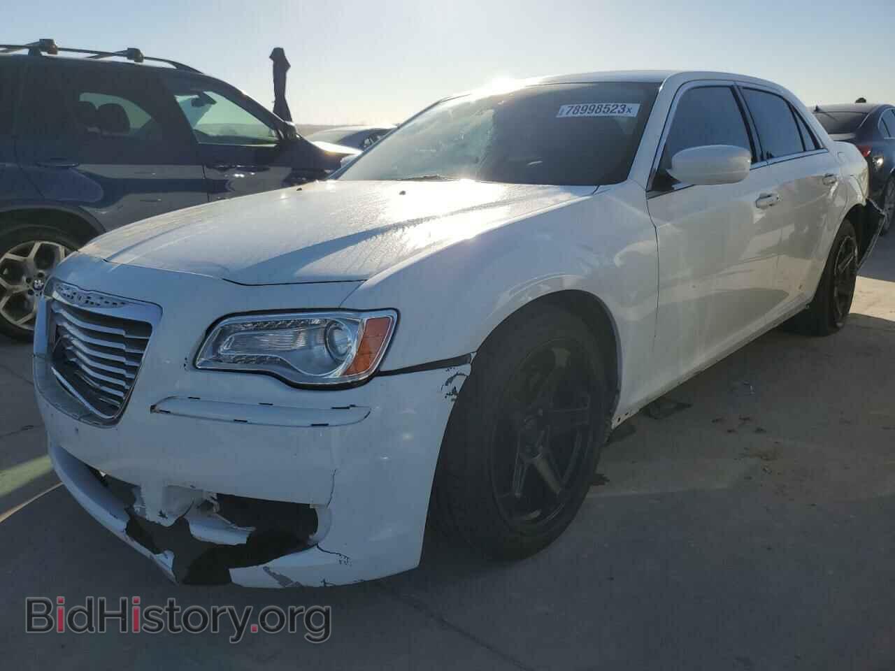 Фотография 2C3CCAAG4EH345691 - CHRYSLER 300 2014