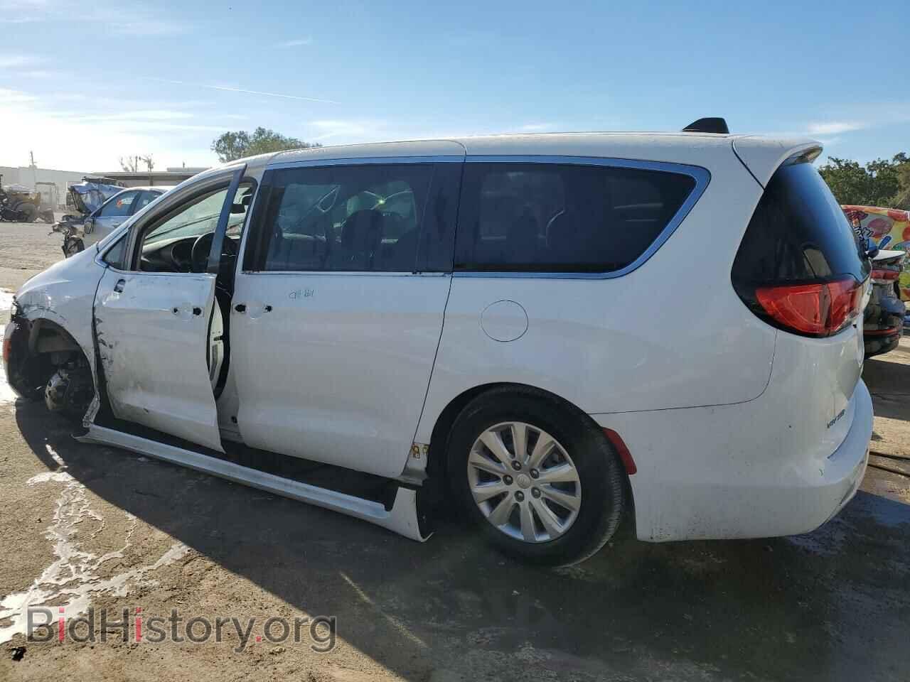 2021 CHRYSLER MINIVAN - VIN: 2C4RC1AG8MR557119 - Фото 2