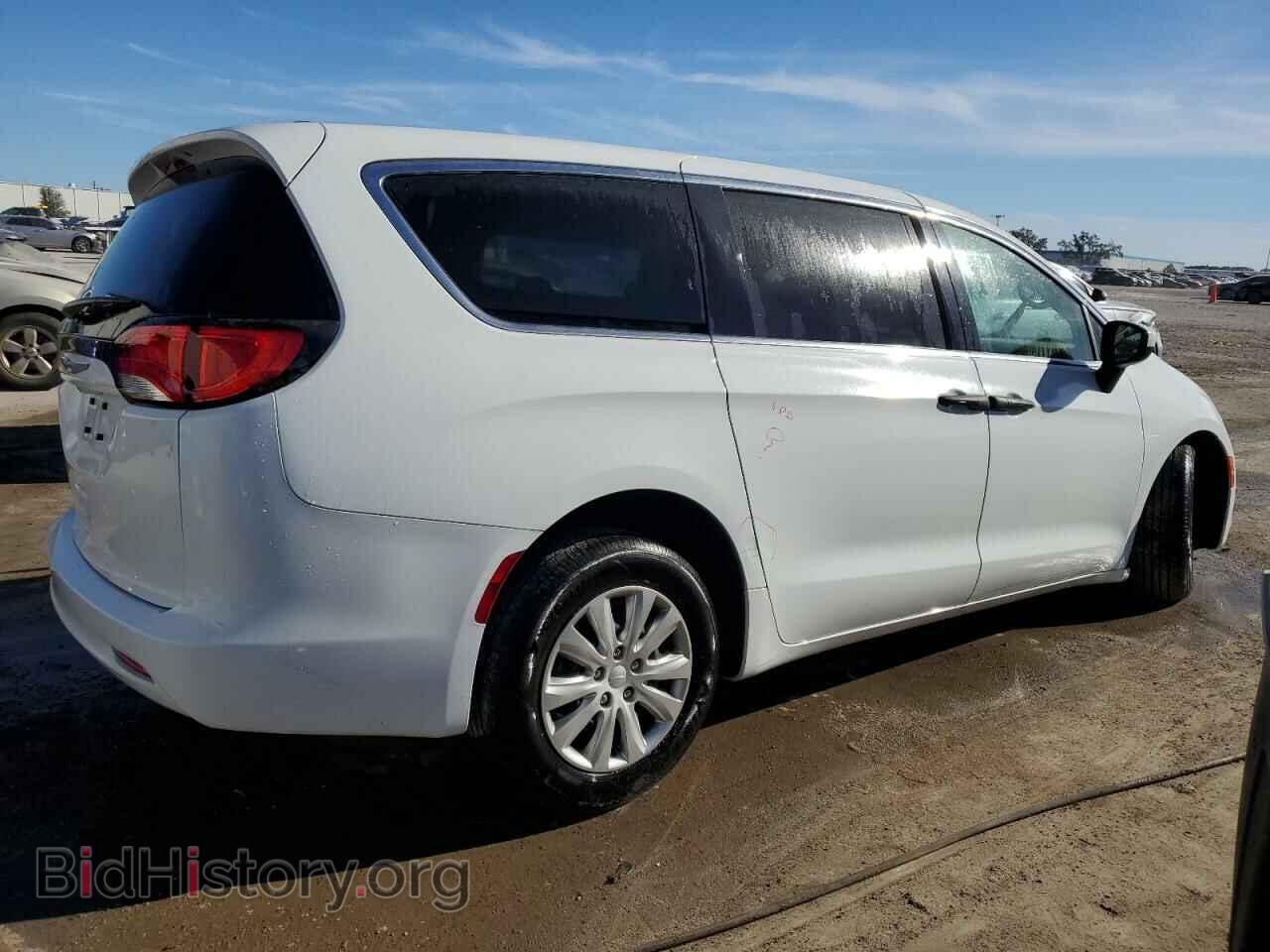 2021 CHRYSLER MINIVAN - VIN: 2C4RC1AG8MR557119 - Фото 3