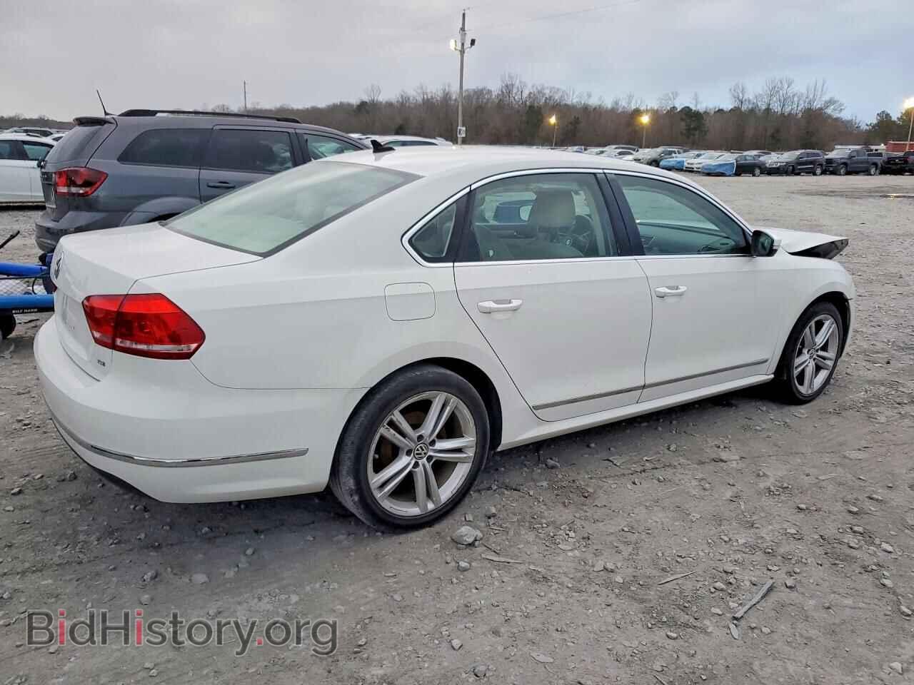2015 VOLKSWAGEN PASSAT - VIN: 1VWBS7A33FC019988 - Фото 3