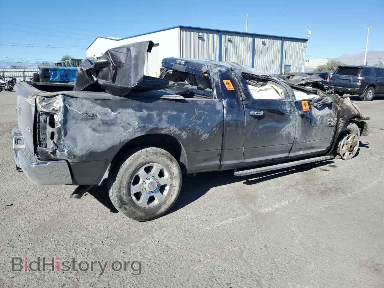 2018 RAM All Models - VIN: 3C6UR5ML7JG329436 - Фото 3