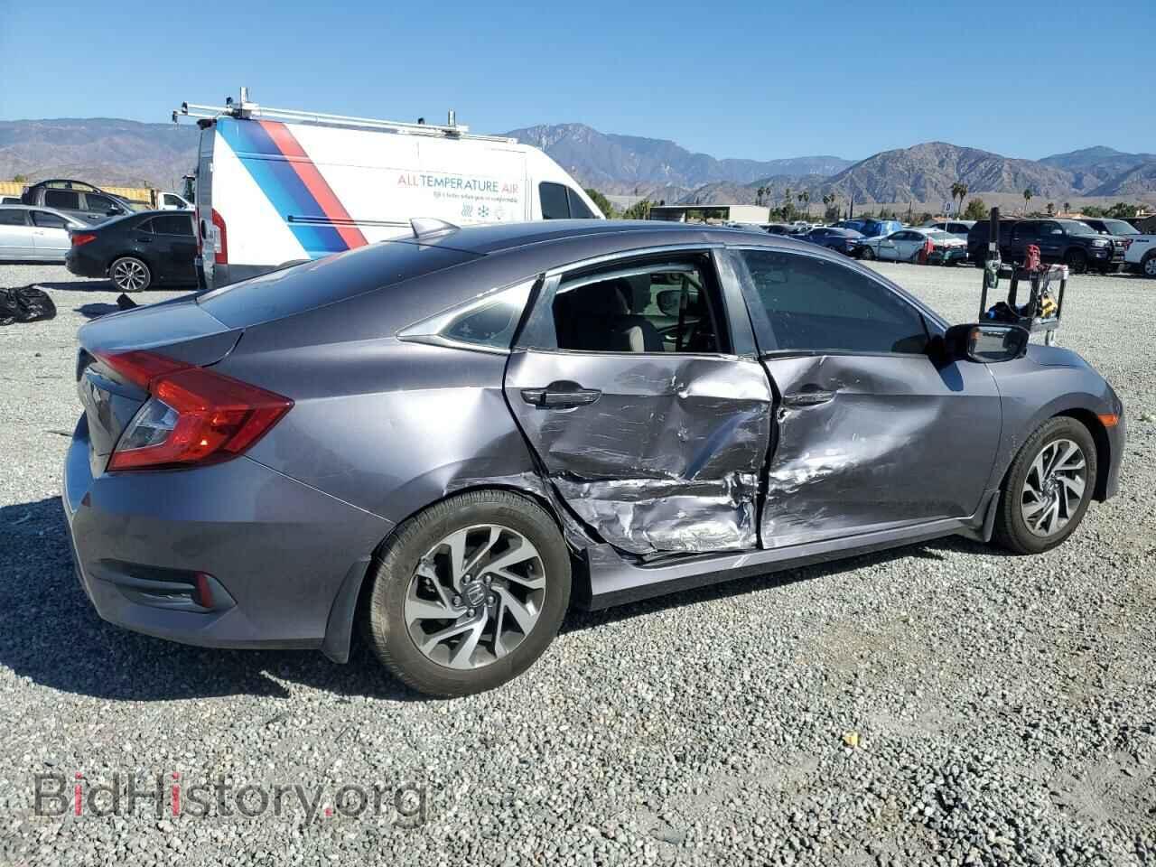 2017 HONDA CIVIC - VIN: 2HGFC2F72HH566428 - Фото 3