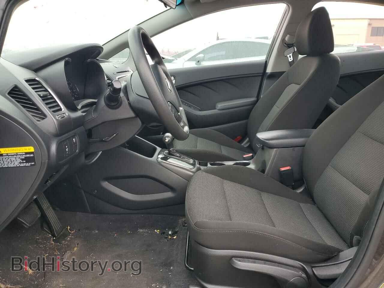 2017 KIA FORTE - VIN: 3KPFK4A77HE135972 - Фото 7