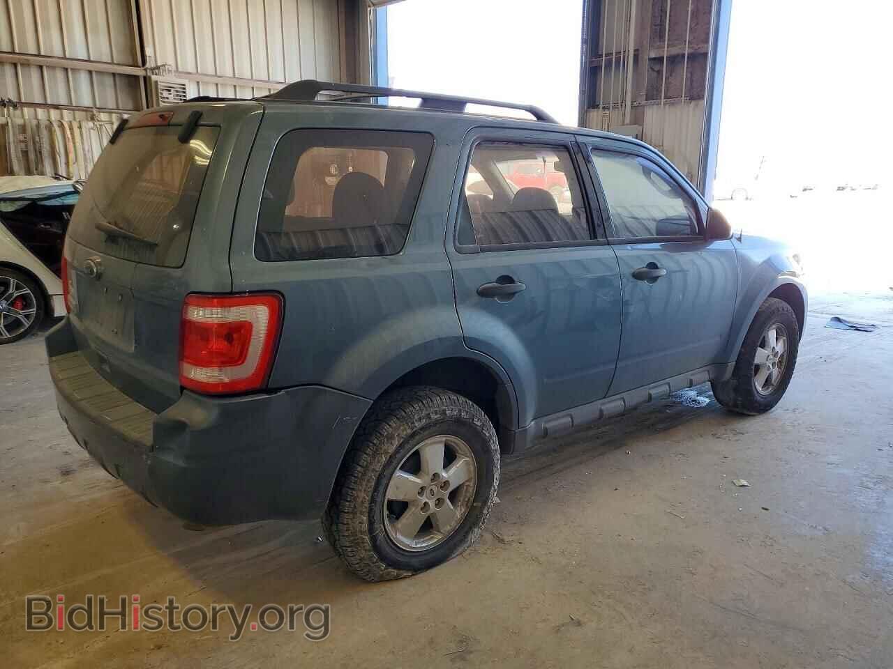 2011 FORD ESCAPE - VIN: 1FMCU0C76BKA55548 - Фото 3