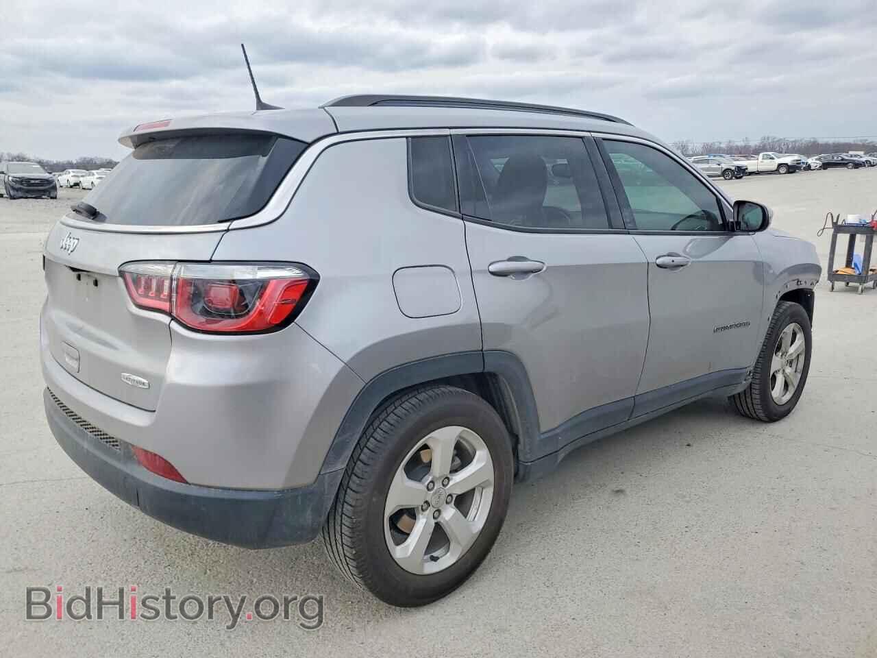 2019 JEEP COMPASS - VIN: 3C4NJCBB5KT743486 - Фото 3