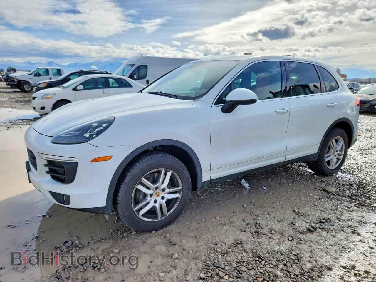 Photo WP1AA2A22GLA01090 - PORSCHE CAYENNE 2016