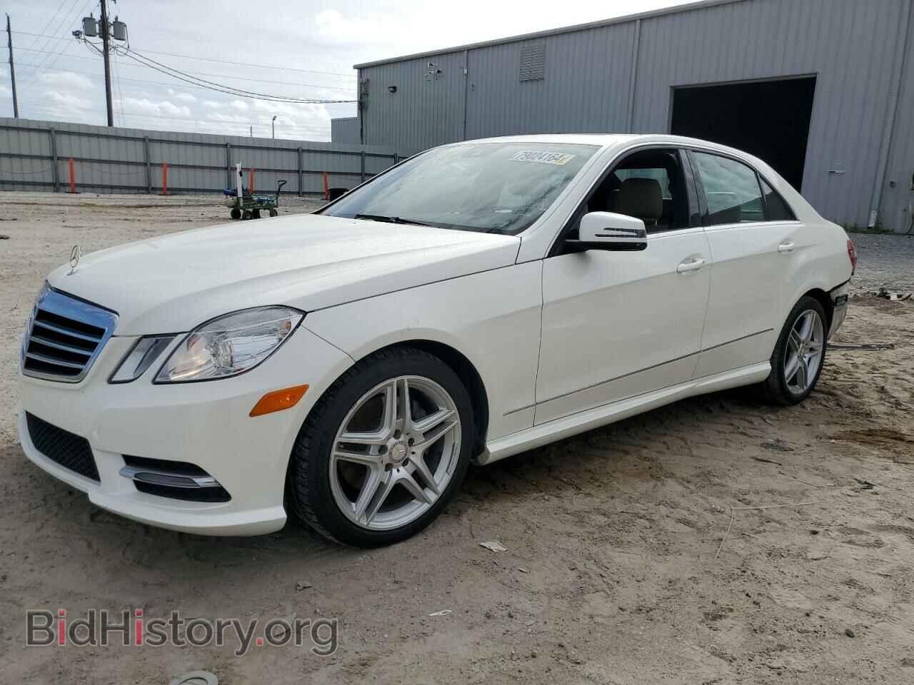 Photo WDDHF5KB5DA723684 - MERCEDES-BENZ E-CLASS 2013